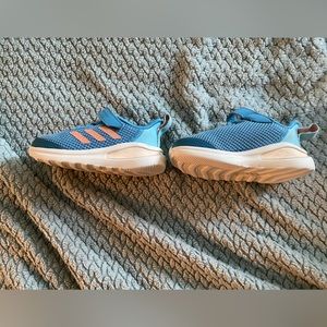 Toddler Size 7 Adidas Sneaker